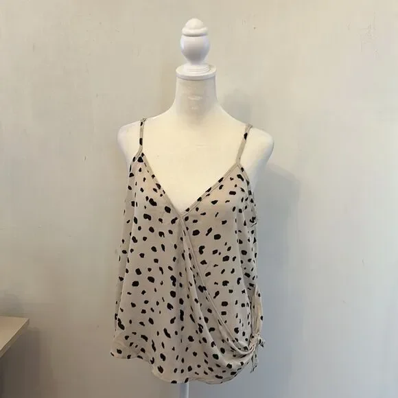 Papermoon Conway faux wrap blouse Beige black dots Size LP NWT - Picture 3 of 8